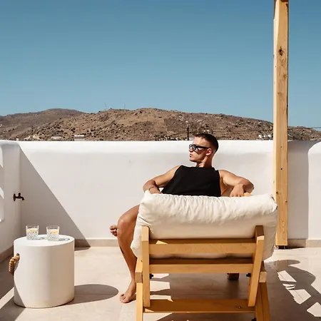 Naxos Aristocratic *