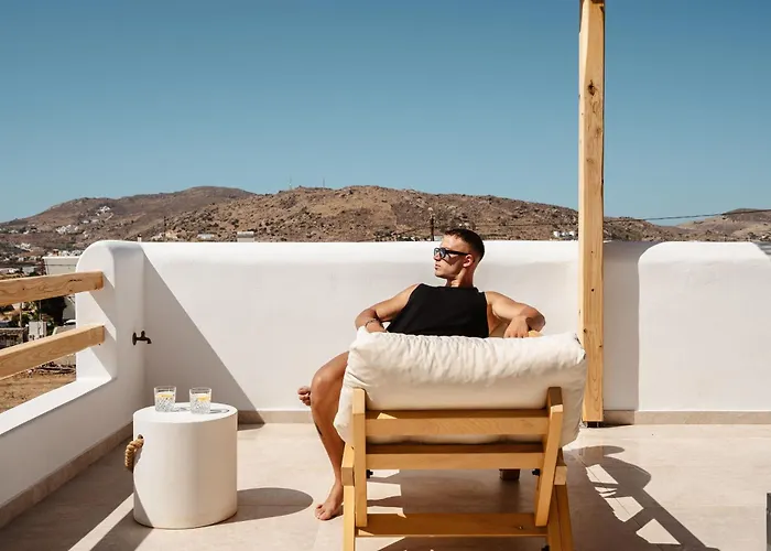 Naxos Aristocratic *