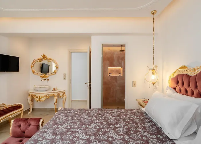 Naxos Aristocratic *