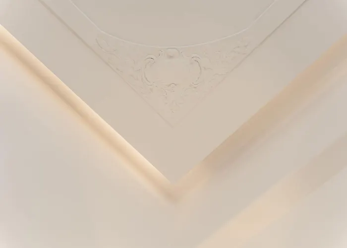 Naxos Aristocratic *